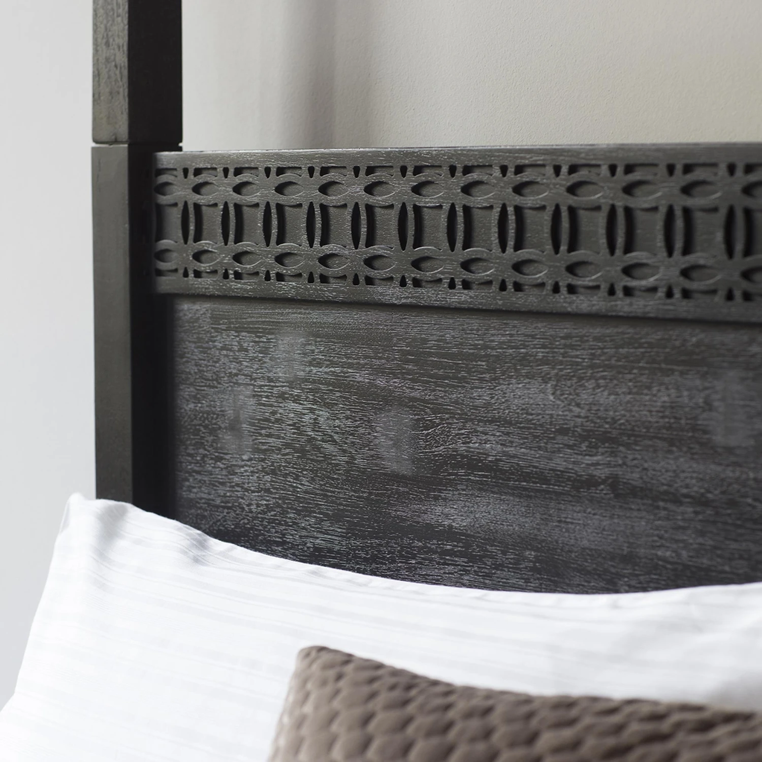 Boho Boutique 4 Poster Bed 6 Boho Boutique 4 Poster Bed - Image 4