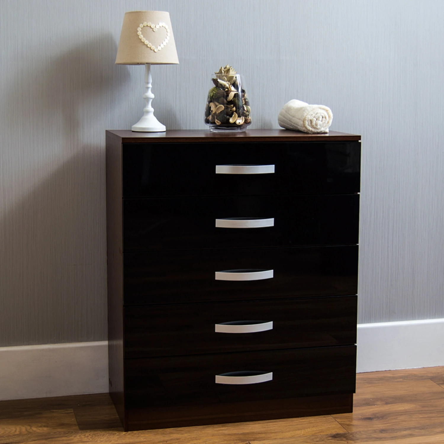 Hulio Black And Walnut 5 Drawer Chest 5 Hulio Black And Walnut 5 Drawer Chest - Image 3