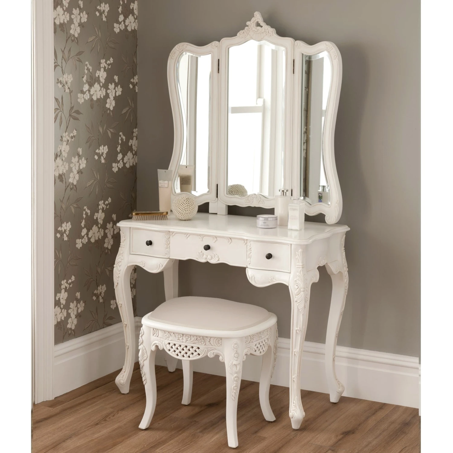La Rochelle Antique French Dressing Table Set (Size: Small) 3 La Rochelle Antique French Dressing Table Set (Size: Small)