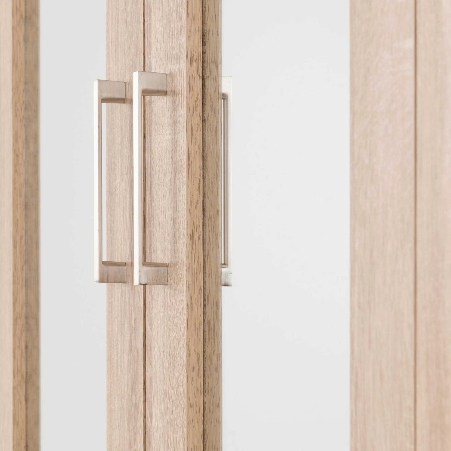 Lisbon Light Oak Effect 4 Door Wardrobe 6 Lisbon Light Oak Effect 4 Door Wardrobe - Image 4