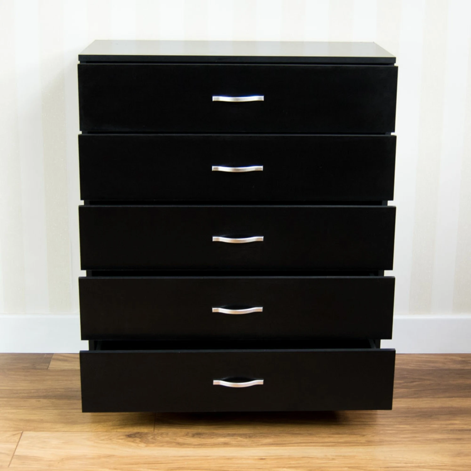 Riano Black 5 Drawer Chest 5 Riano Black 5 Drawer Chest - Image 3