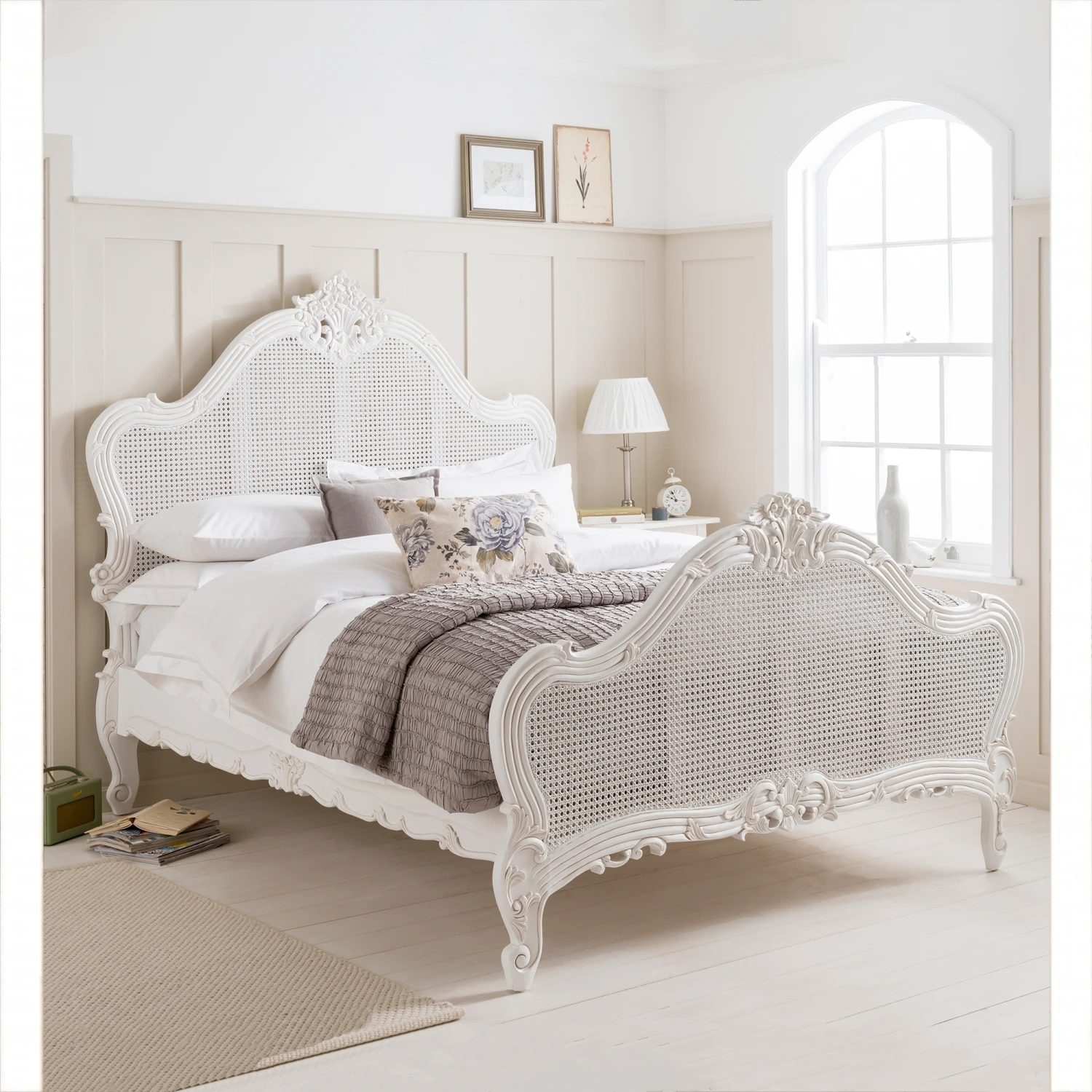 Versailles Louis Antique French Style Bed 3 Versailles Louis Antique French Style Bed